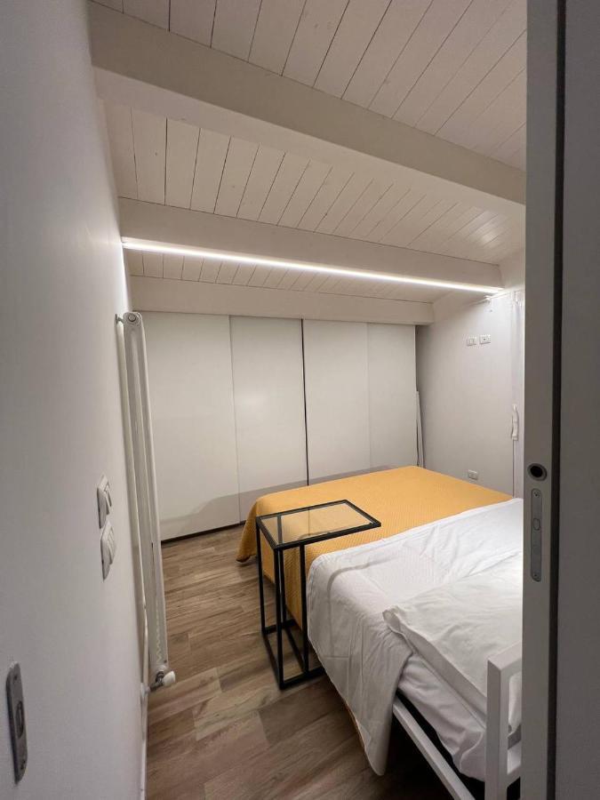 Casa Klimt Vicinissima Al Mare Parcheggio Privato Gratuito Se Disponibile Apartman Pescara Kültér fotó