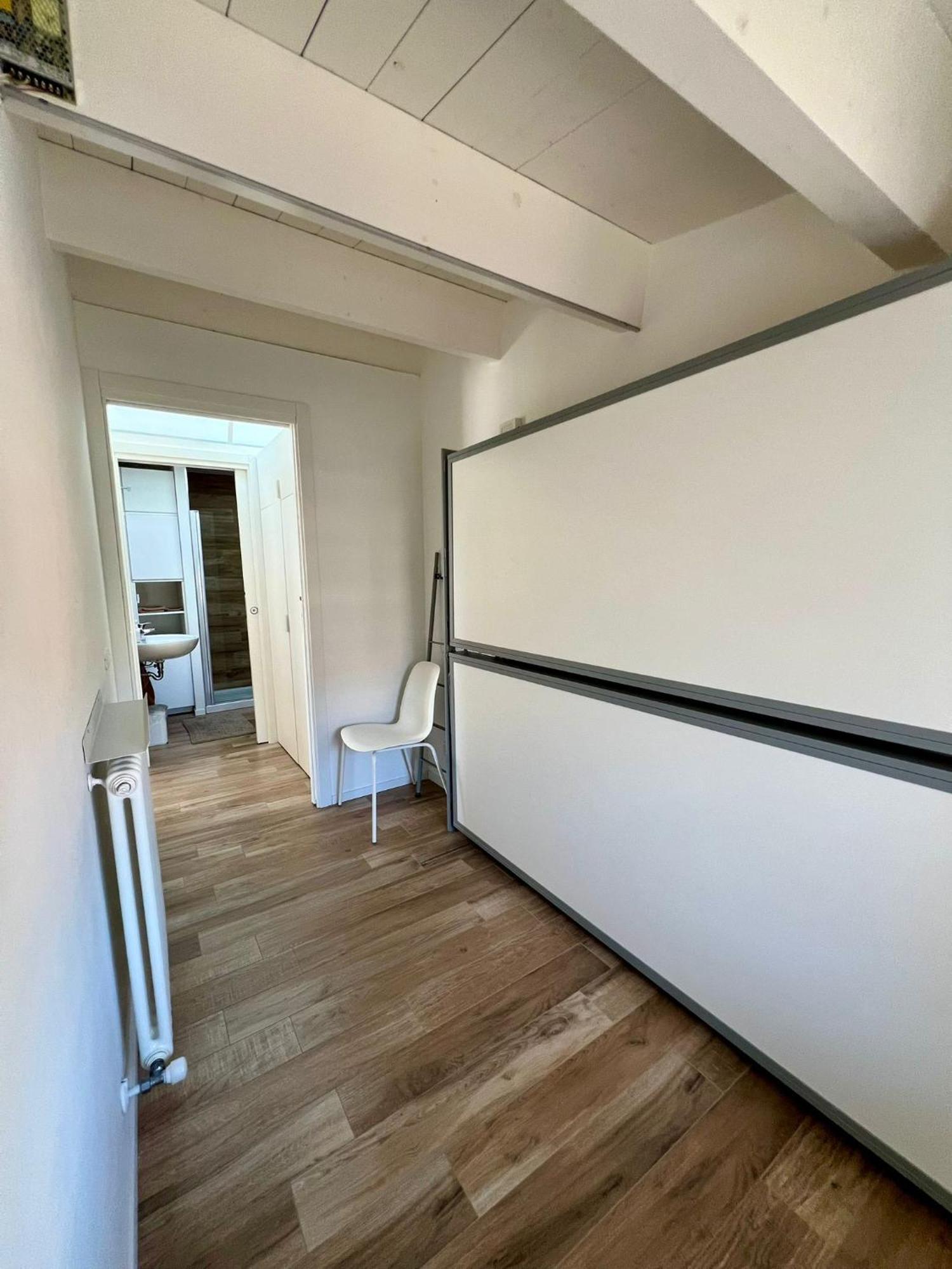 Casa Klimt Vicinissima Al Mare Parcheggio Privato Gratuito Se Disponibile Apartman Pescara Kültér fotó